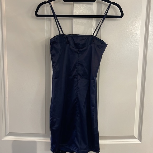 Oh Polly Navy blue mini satin dress - Picture 3 of 4
